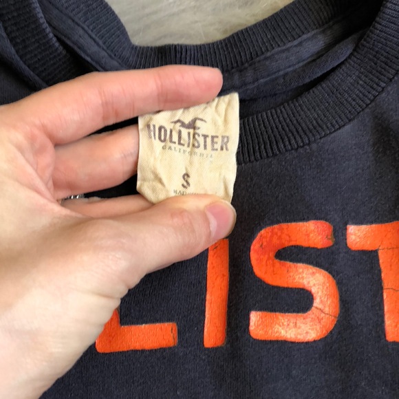 Hollister T-shirt - Picture 2 of 7